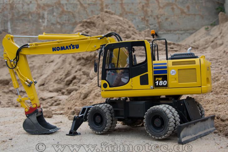 Komatsu PW180